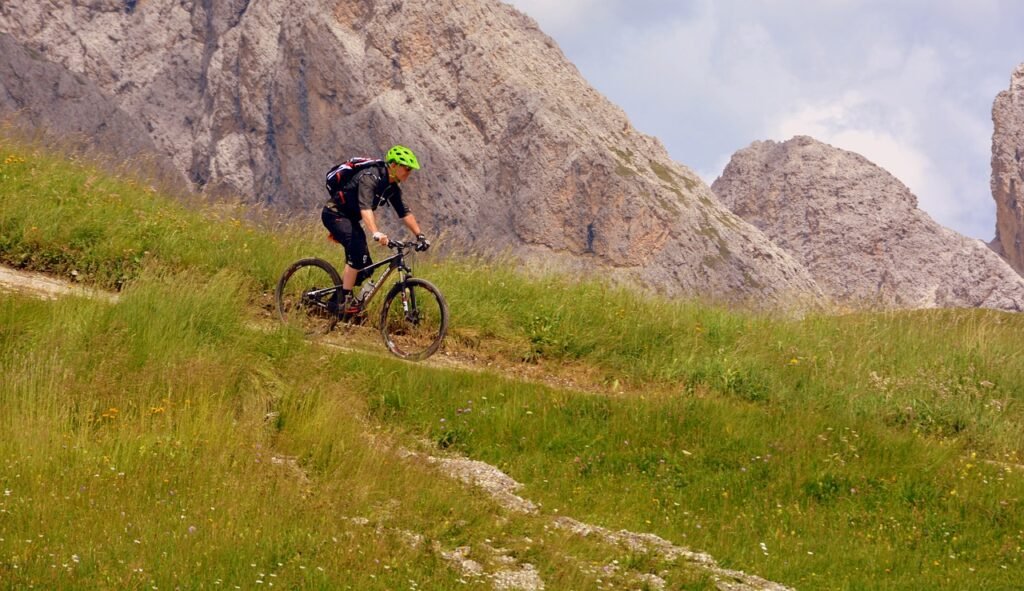 Mastering Cross-Country Mountain Biking Techniques